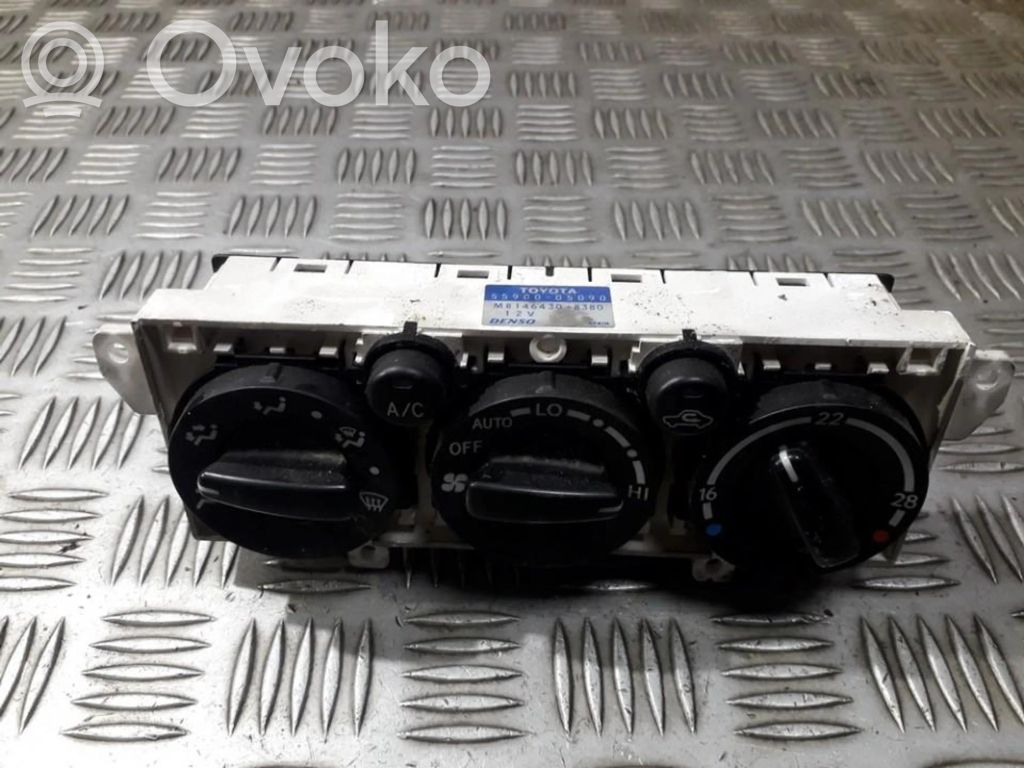 Toyota Avensis T220 Unitate control climatizare 