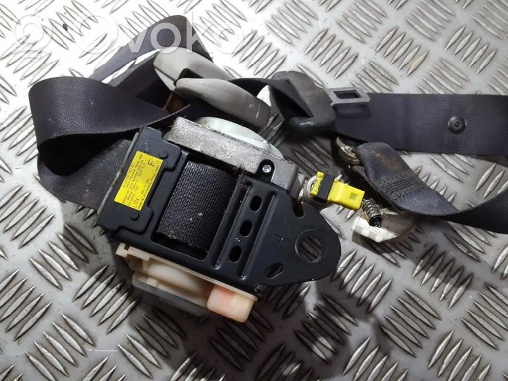 Toyota Corolla Verso E121 Centură spate 