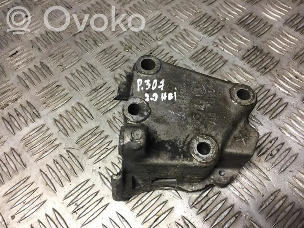 Peugeot 307 Łapa / Mocowanie silnika