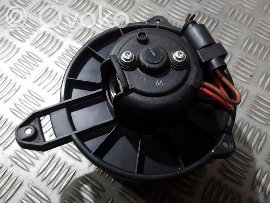 Ventilator aerotermă   0130111202,4B1820021B,0130111202,4B1820021B