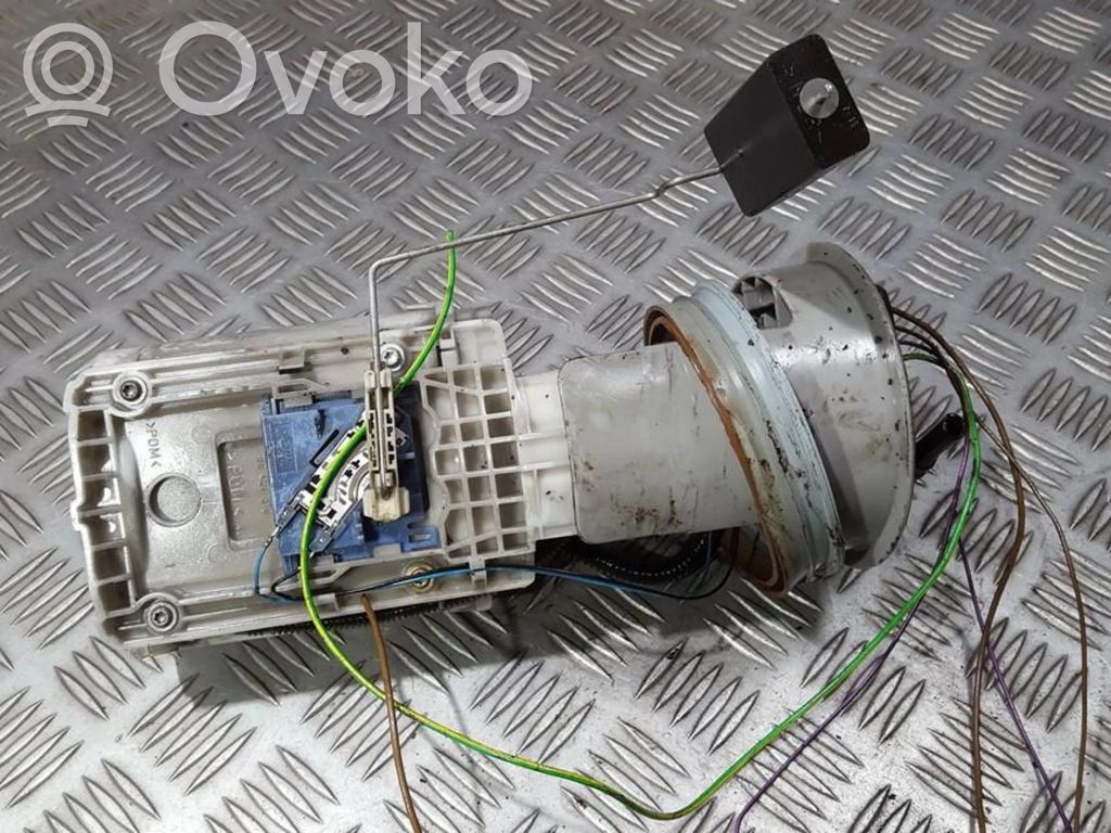Volkswagen PASSAT B5.5 Pompă combustibil în rezervor 