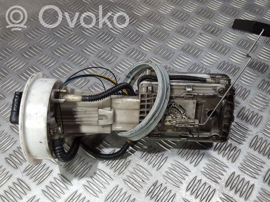 Audi A4 S4 B7 8E 8H Pompa carburante immersa