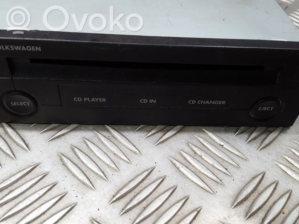 Volkswagen Golf IV CD/DVD-vaihdin