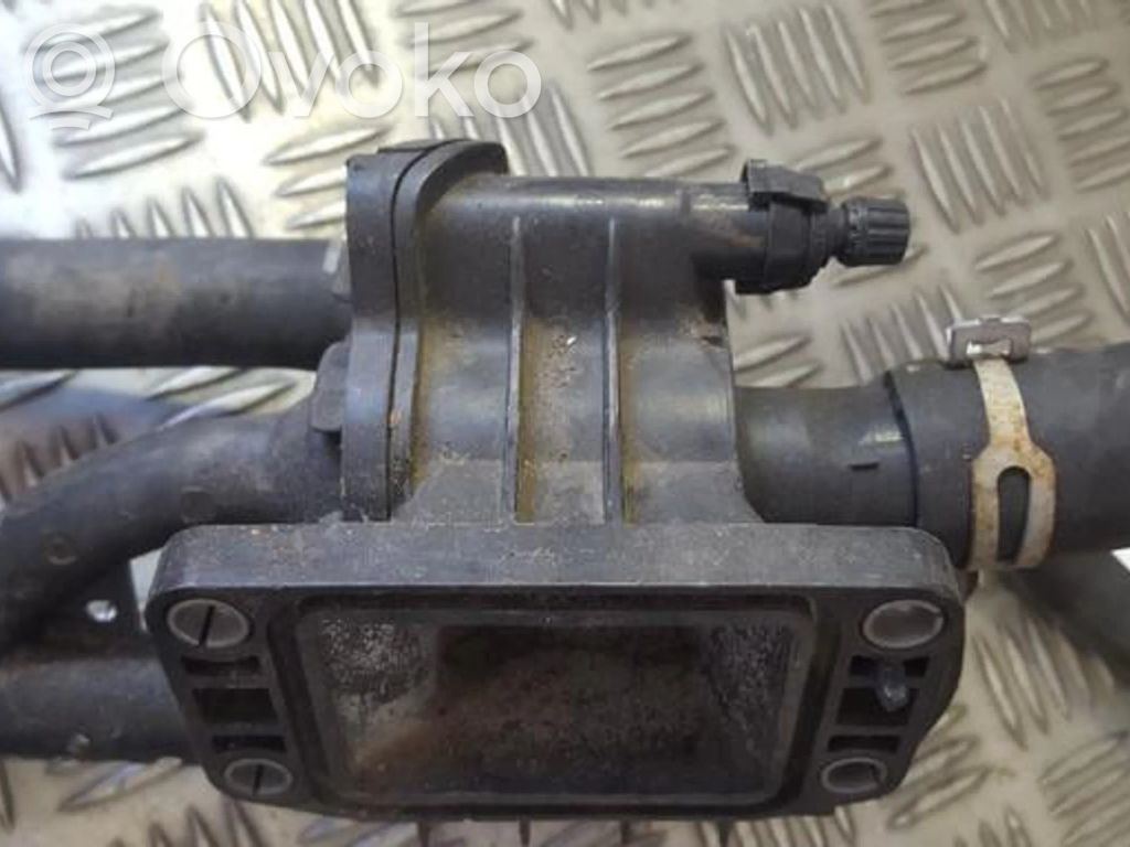Peugeot 207 Conductă/furtun lichid de răcire motor 