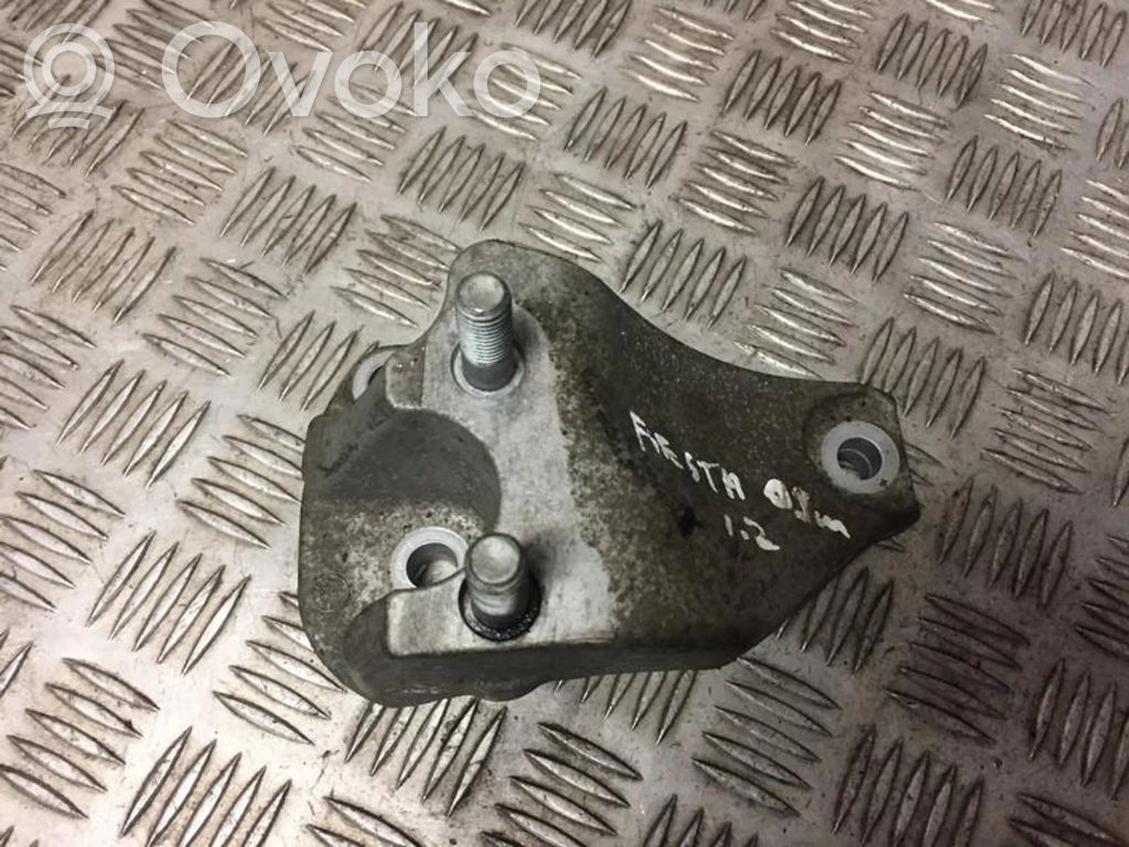 Engine mounting bracket   8V517M125AB,8V517M125AB,8V517M125AB,8V517M125AB