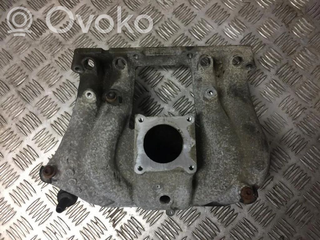Skoda Fabia Mk1 (6Y) Colector de admisión 