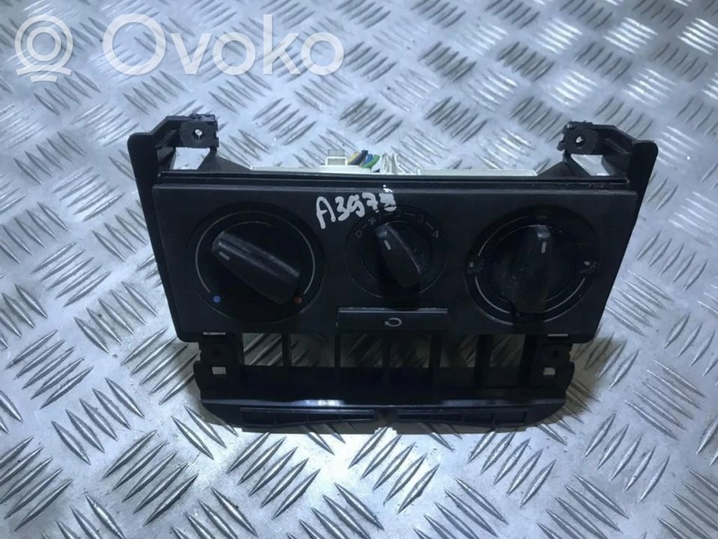 Volkswagen Polo III 6N 6N2 6NF Centralina del climatizzatore