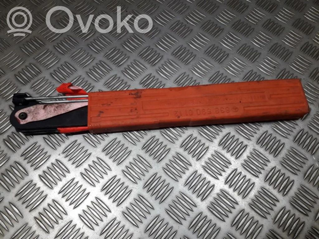 Mercedes-Benz Vito Viano W638 Trójkąt ostrzegawczy 