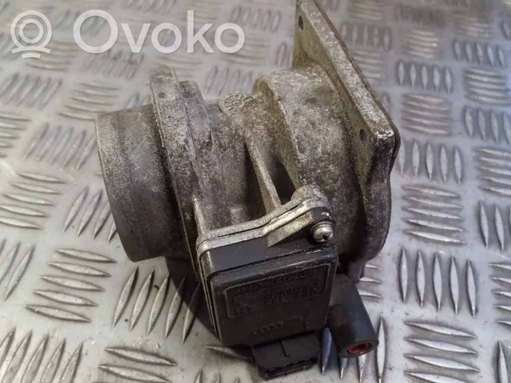 Audi A6 S6 C4 4A Misuratore di portata d'aria 