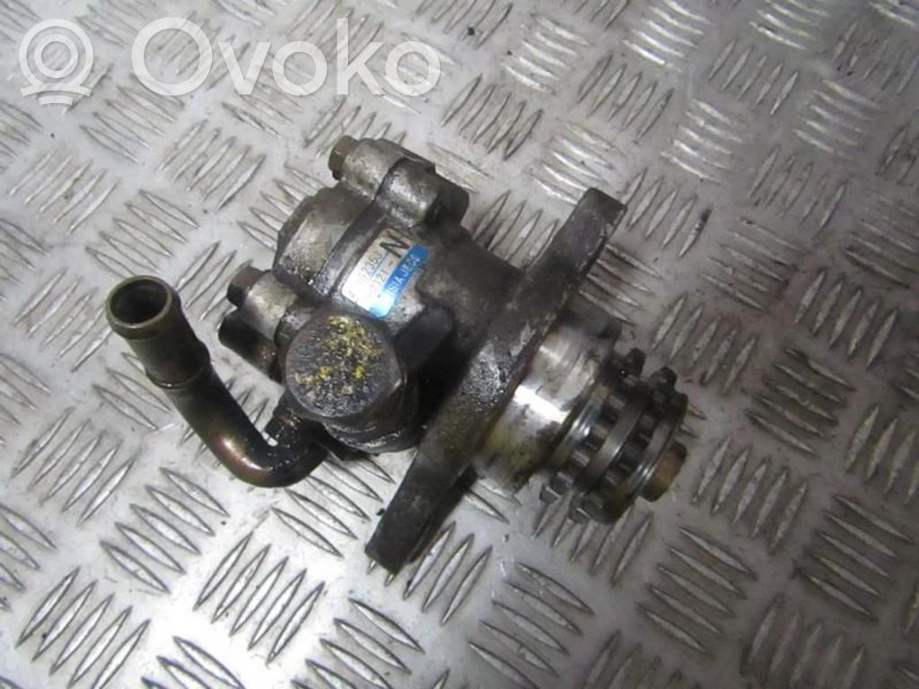 Nissan Almera Tino Ohjaustehostimen pumppu 