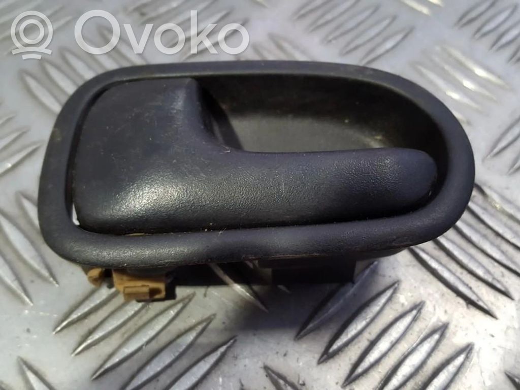 Mazda 626 Takaoven sisäkahva 