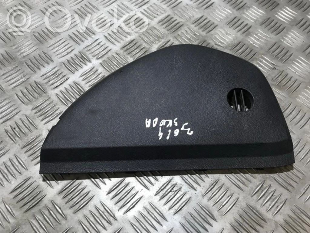Skoda Octavia Mk2 (1Z) Other interior part 