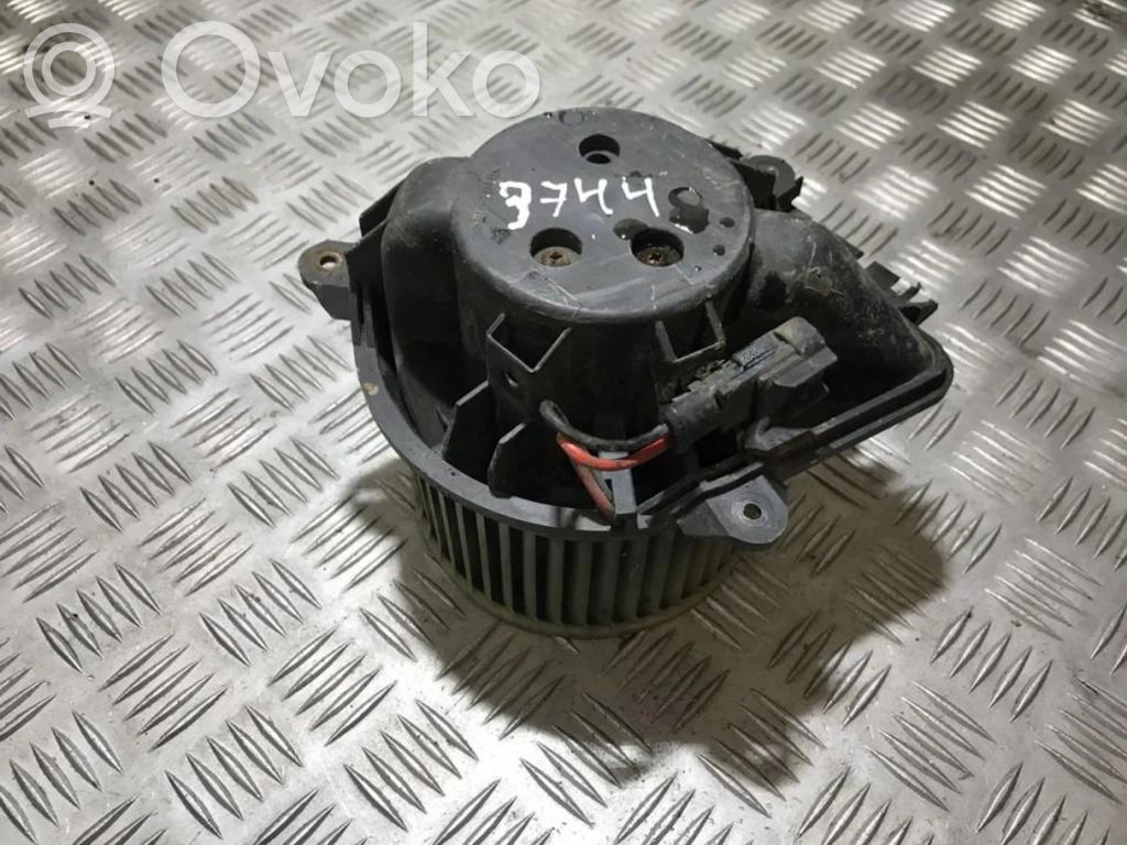 Renault Megane I Ventola riscaldamento/ventilatore abitacolo 