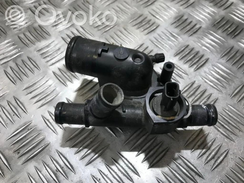 Renault Laguna III Tuyau de liquide de refroidissement moteur