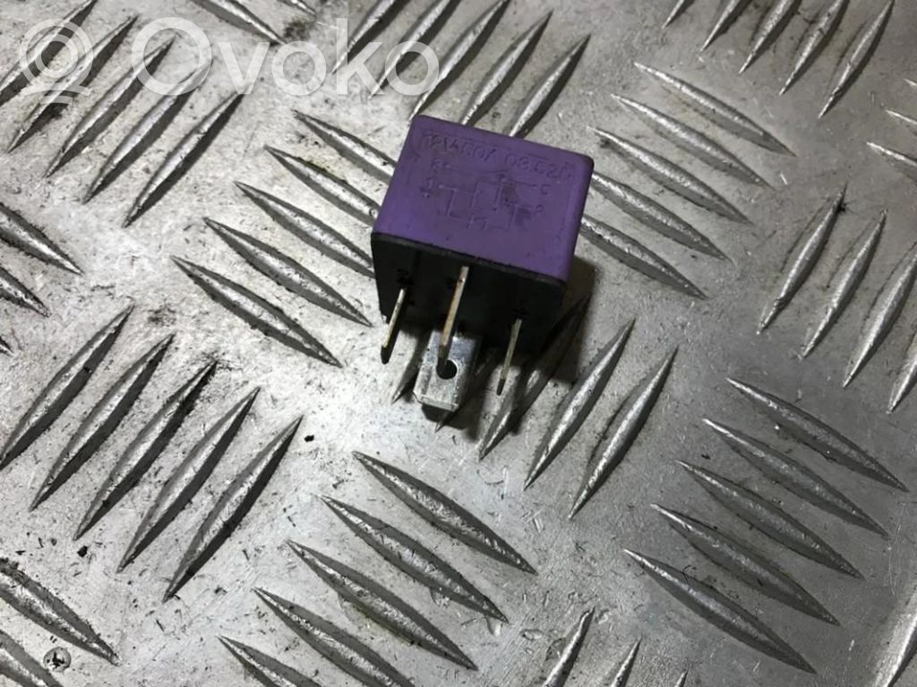 Otros relés   03525,12V50A03525,03525,12V50A03525