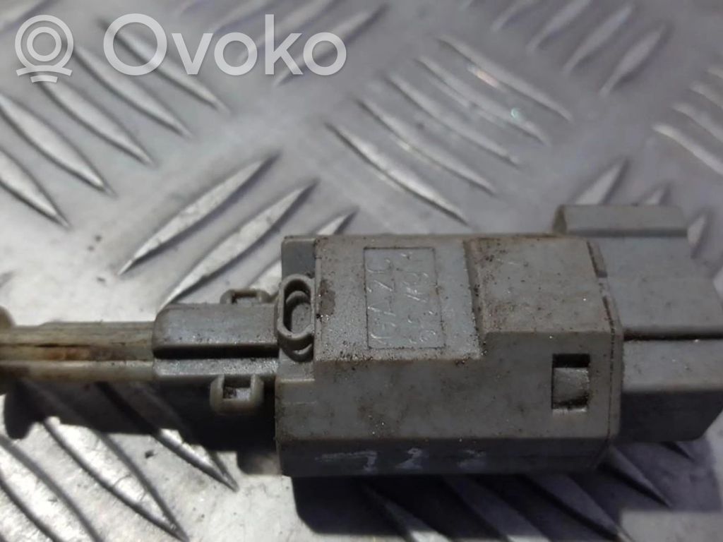 Mazda 626 Interruttore del pedale del freno 