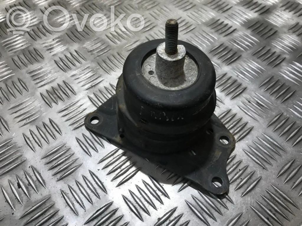 Volkswagen Polo Supporto di montaggio del motore 