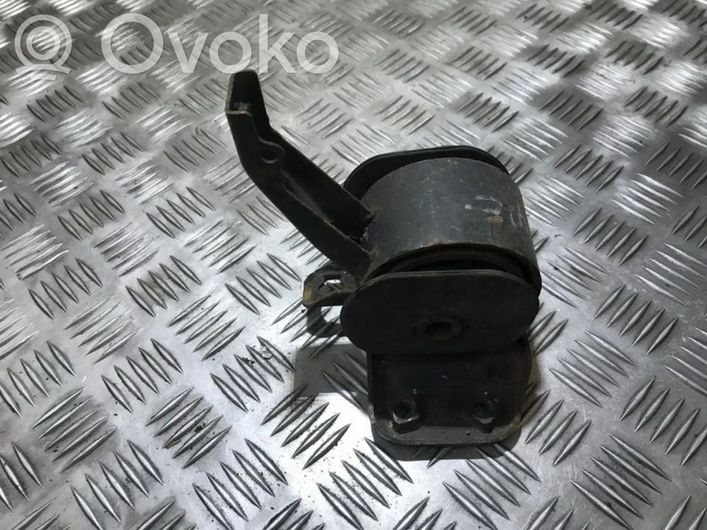 Hyundai Coupe Engine mount bracket 