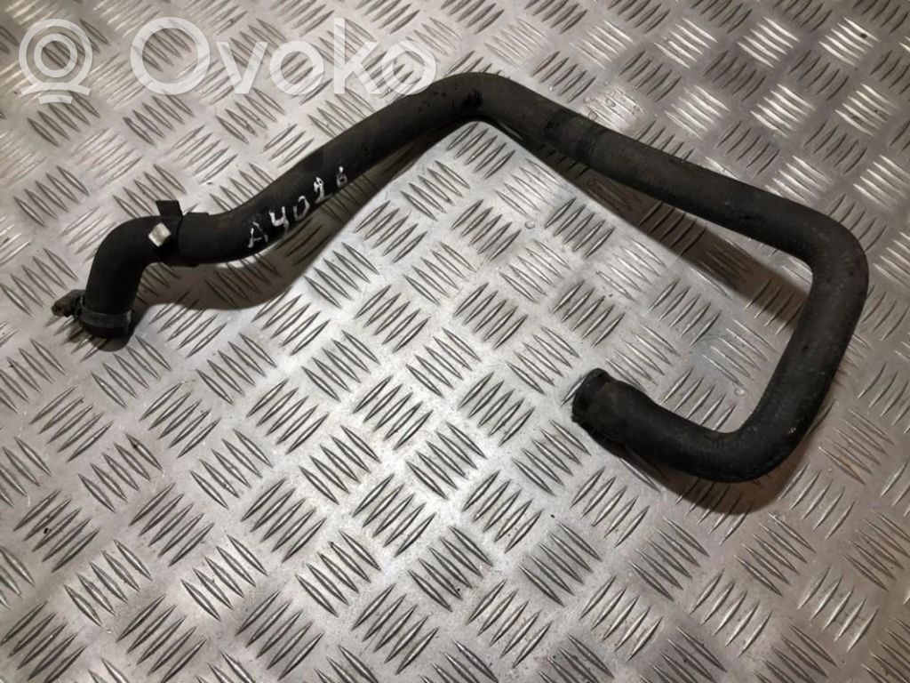 Mercedes-Benz Vito Viano W638 Moottorin vesijäähdytyksen putki/letku