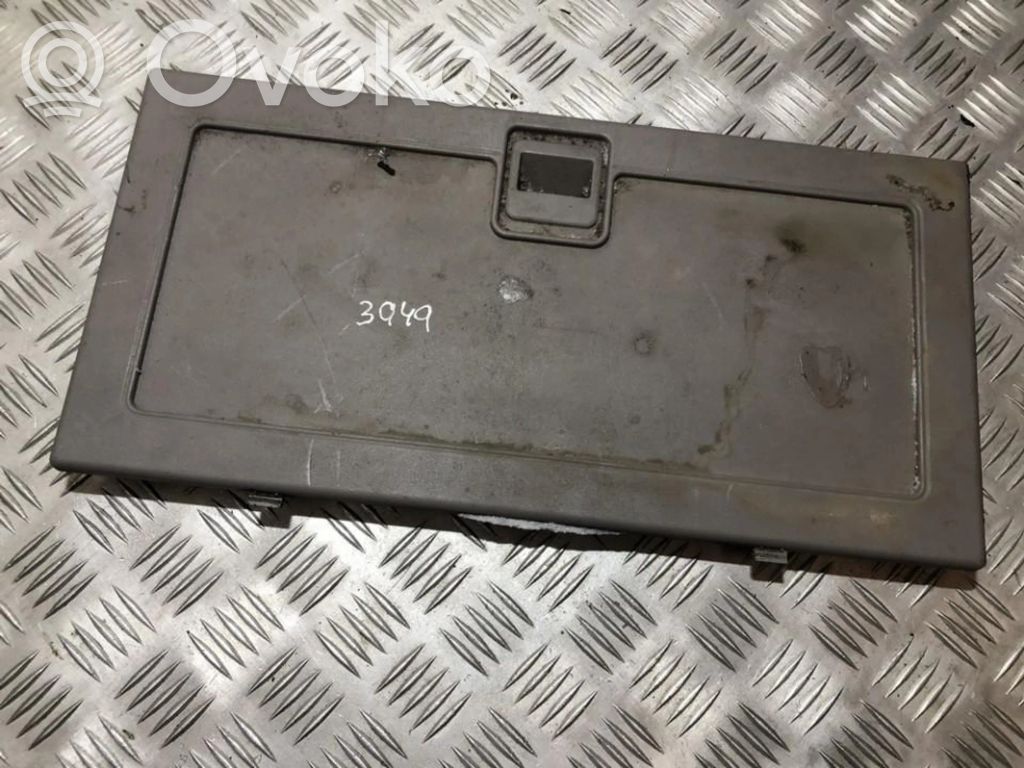 Nissan Almera Tino Altro elemento di rivestimento bagagliaio/baule 