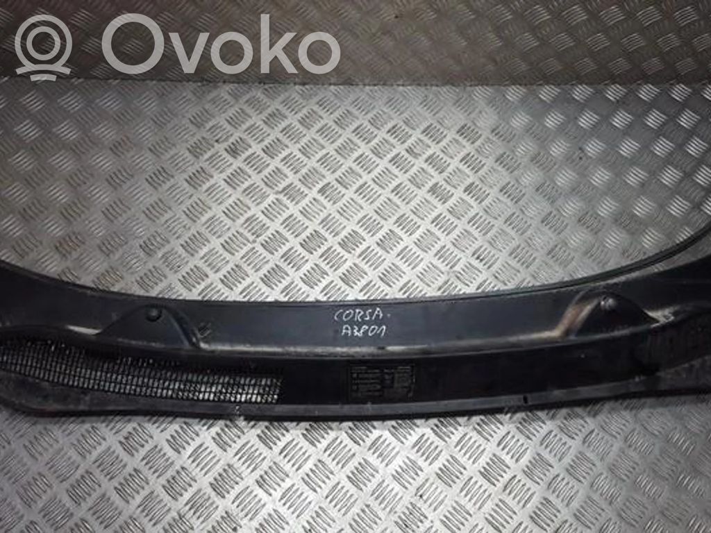 Opel Corsa D Podszybie przednie 