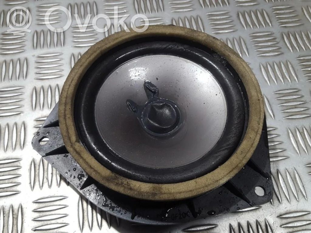 Lexus IS 220D-250-350 Etuoven kaiutin