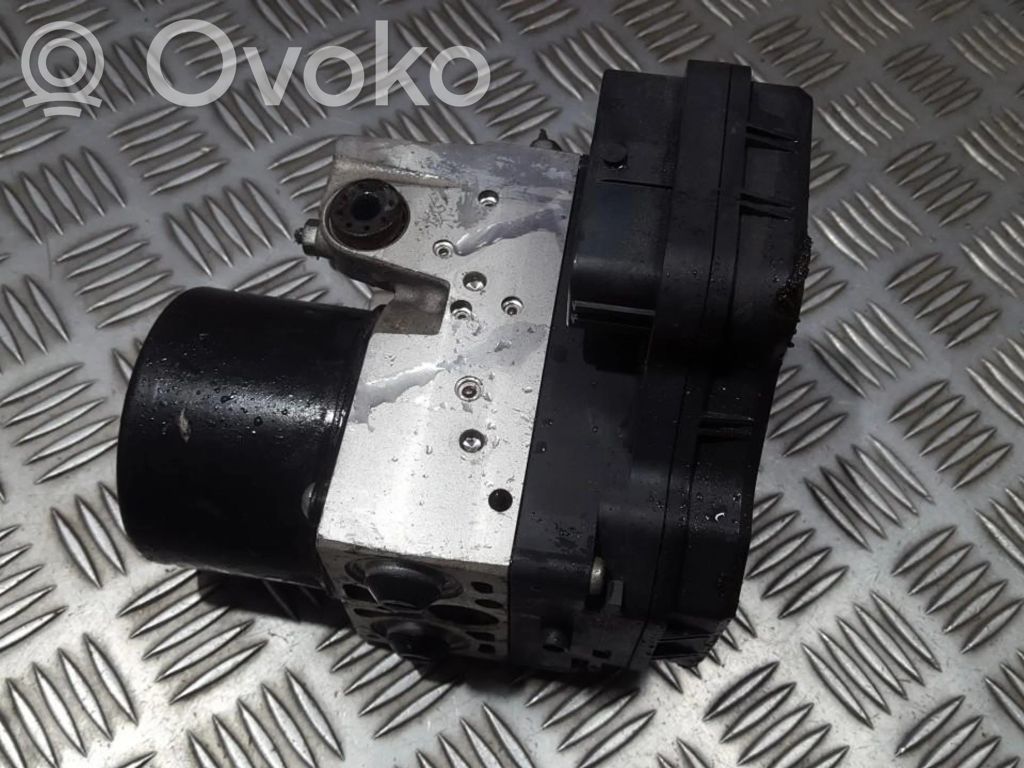 Lexus IS 220D-250-350 Pompa ABS 