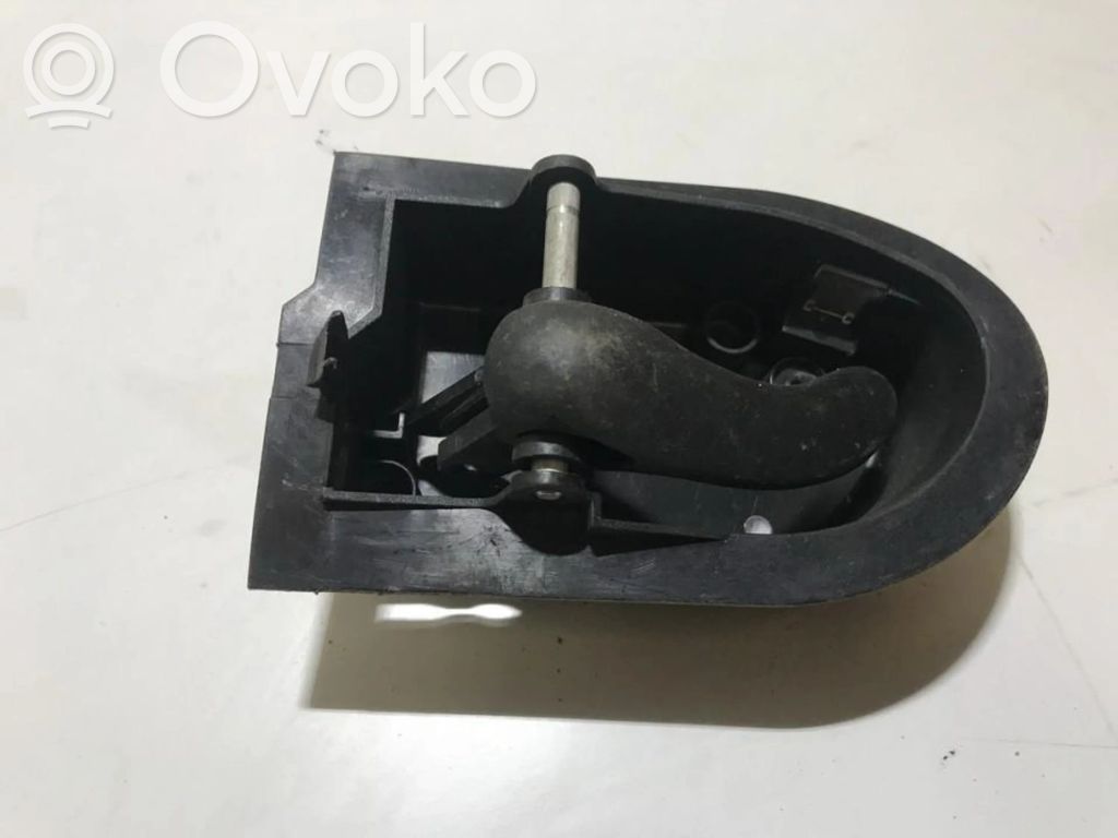 Manecilla interna puerta delantera   93BBF22601AE,93BBF22601AE,93BBF22601AE,93BBF22601AE