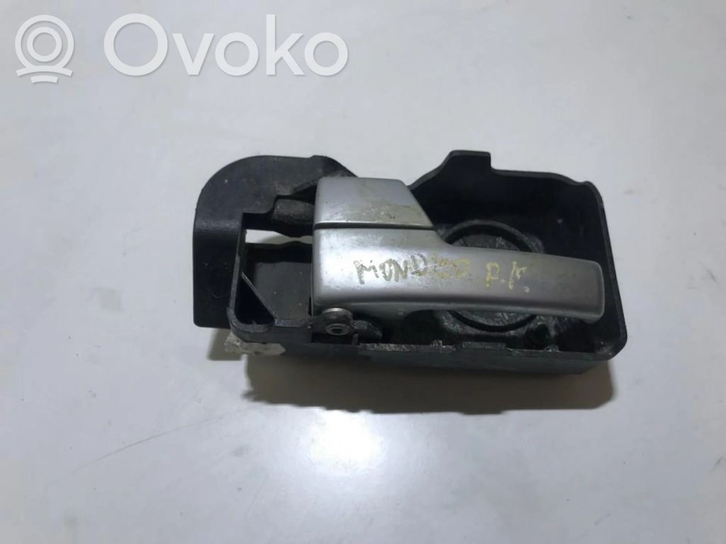 Ford Mondeo Mk III Manecilla interna puerta trasera 