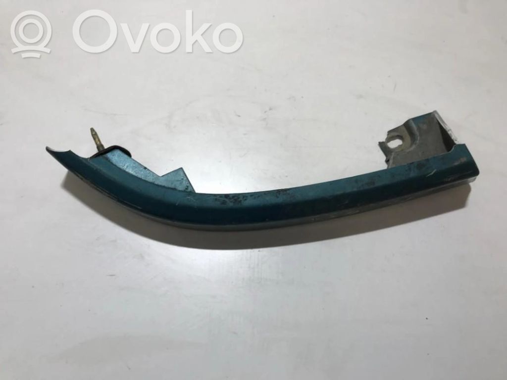 Mazda 323 Ornament lampă spate 