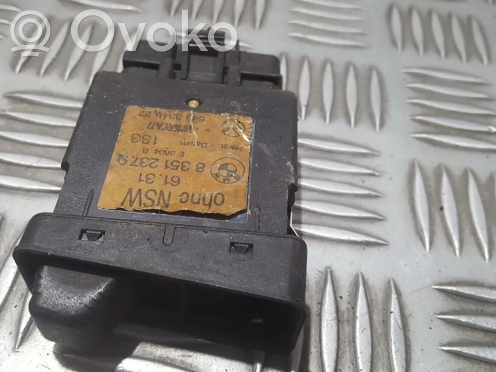 Light switch   83512379,549334022,549334022,83512379