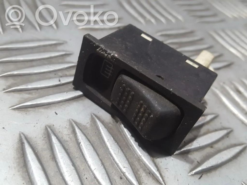 Ford Sierra Przycisk / Przełącznik ogrzewania szyby przedniej / czołowej 