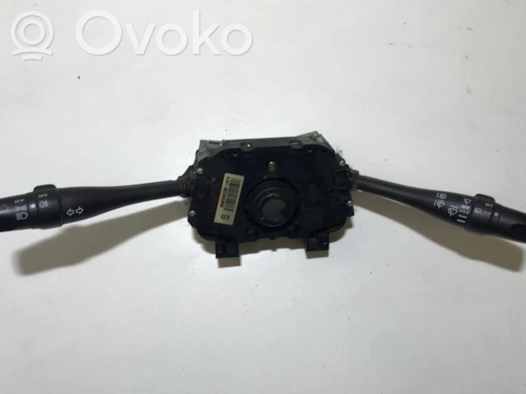 Nissan Almera N16 Commodo, commande essuie-glace/phare 