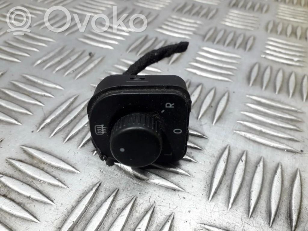 Volkswagen Jetta V Comutator oglinzi laterale 