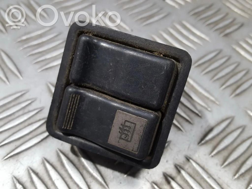 Windscreen/window heater switch   MB962804,MB962804