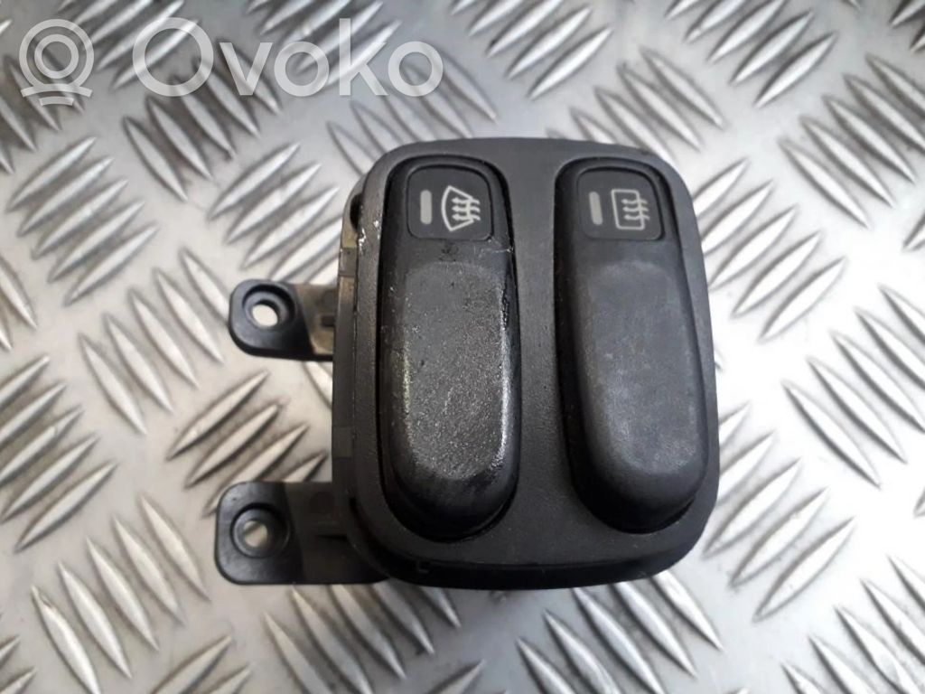 Mazda Xedos 6 Przycisk / Przełącznik ogrzewania szyby przedniej / czołowej 