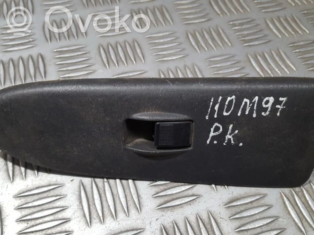 Mazda 626 Electric window control switch 