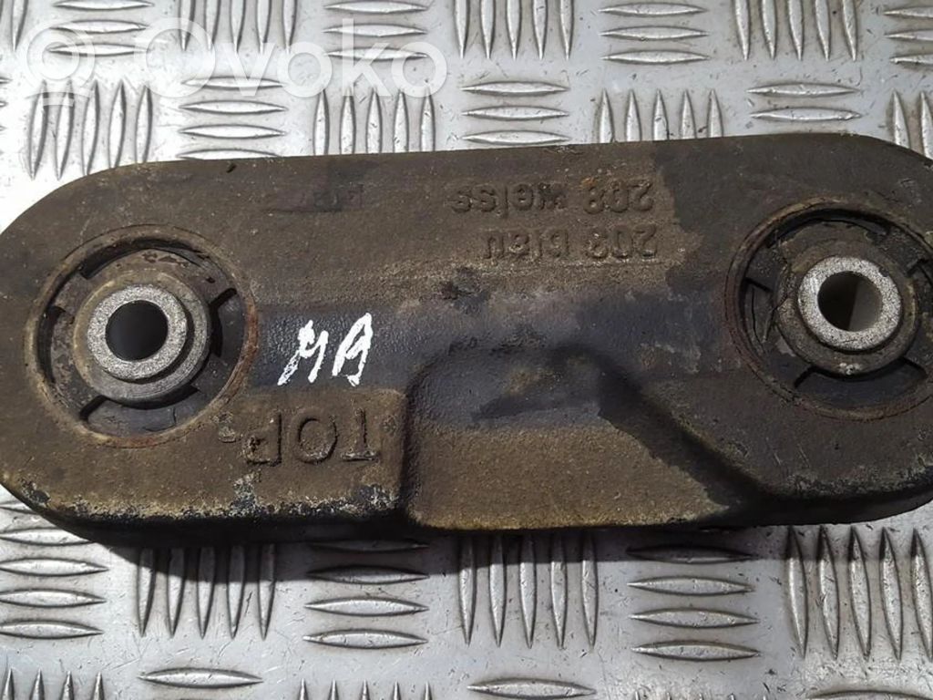 Mercedes-Benz C W203 Supporto di montaggio del motore (usato) 
