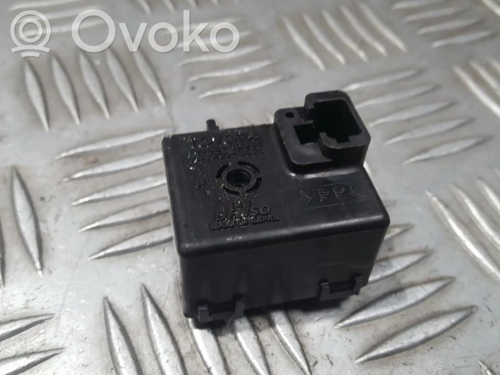 Toyota Corolla Verso AR10 Altri relè