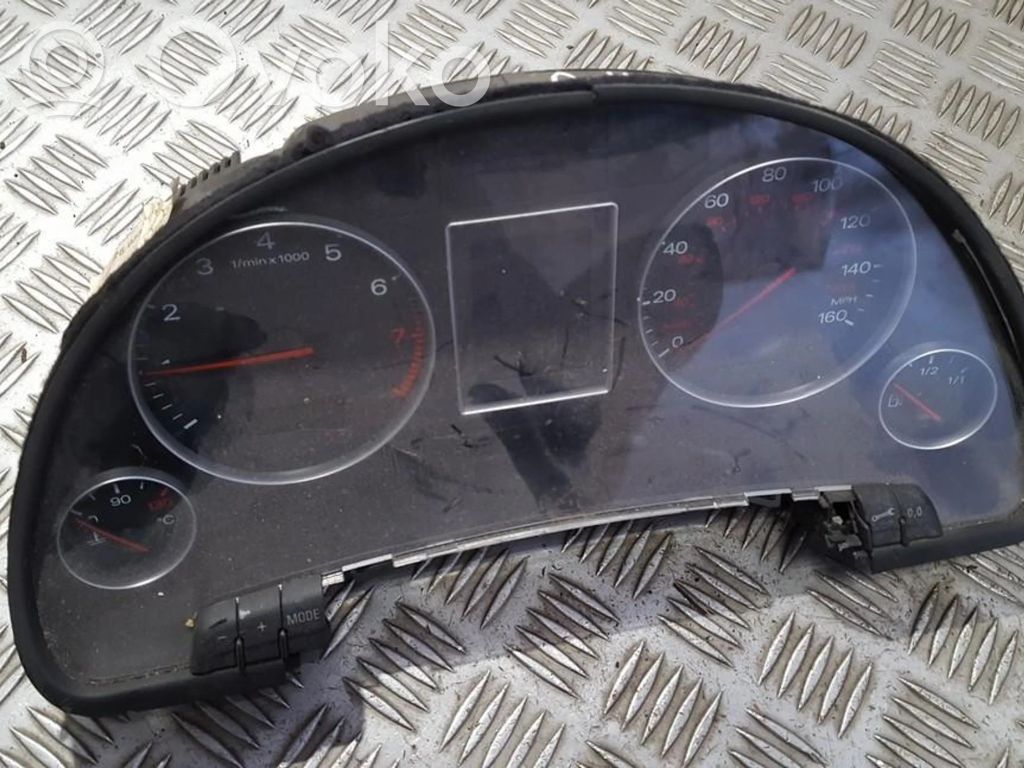 Audi A4 S4 B6 8E 8H Vitezometru (grup de instrumente) 