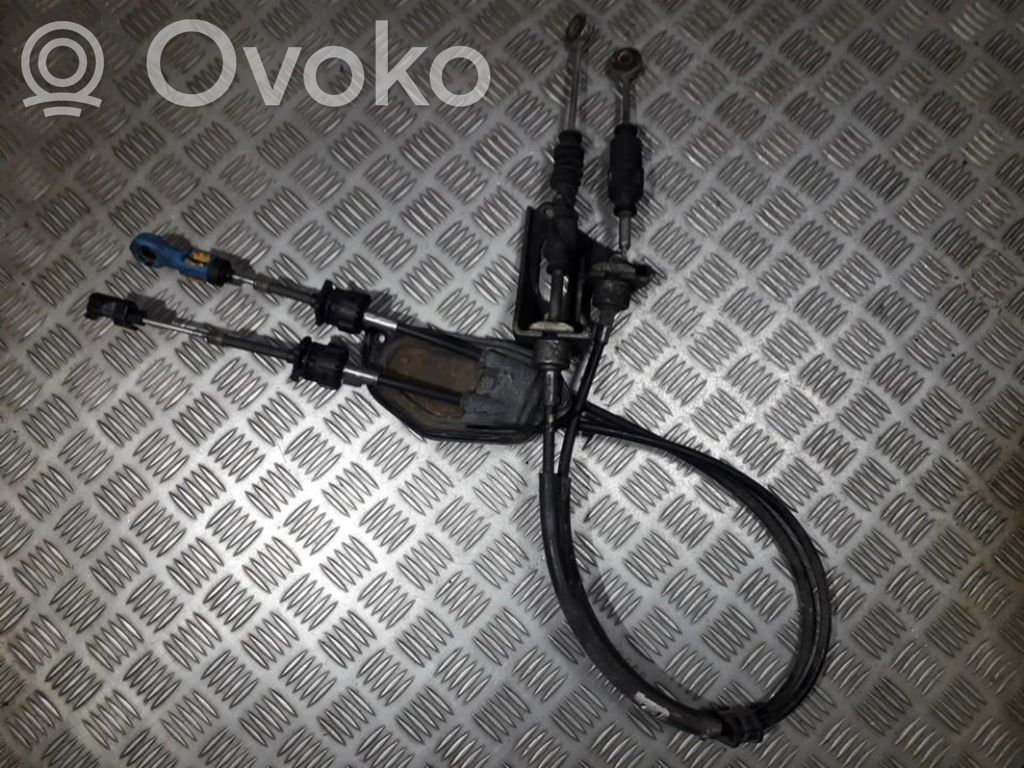 Toyota Verso Gear shift cable linkage 