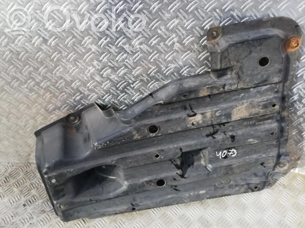 Toyota Corolla Verso AR10 Cache de protection sous moteur