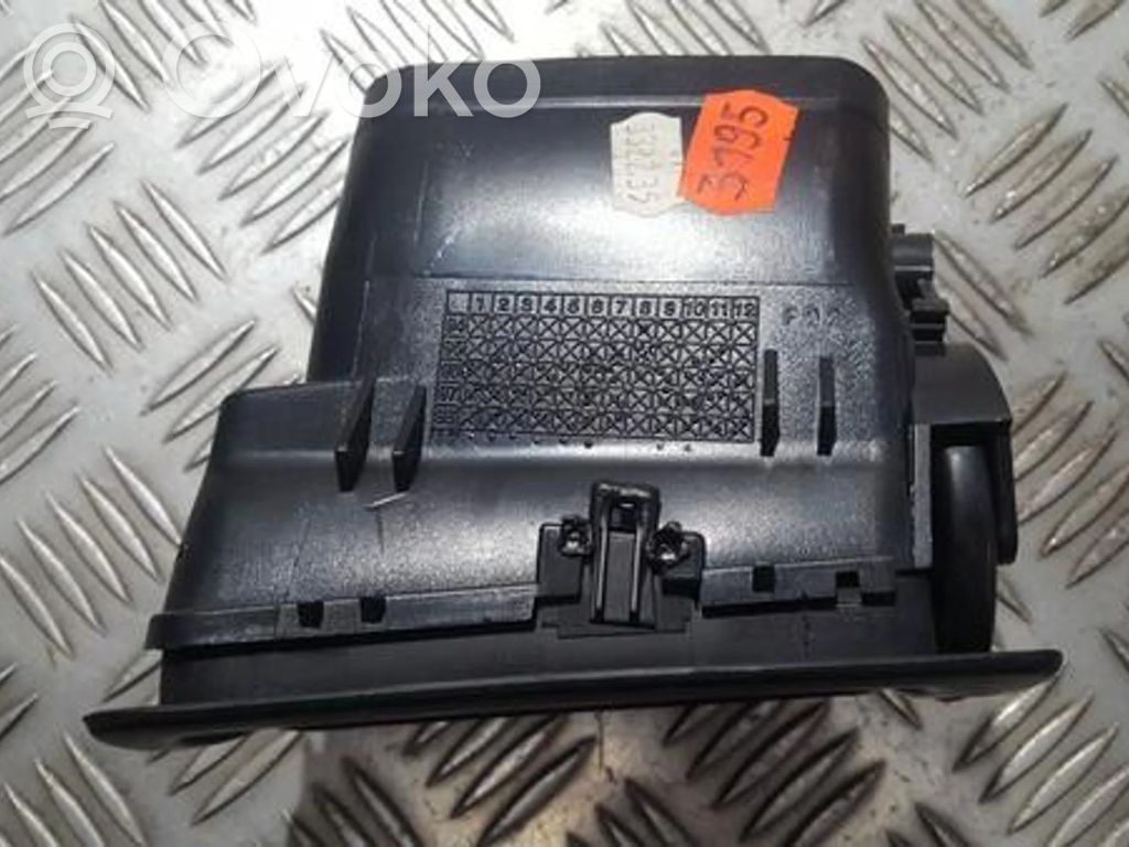 Peugeot 406 Dashboard side air vent grill/cover trim 