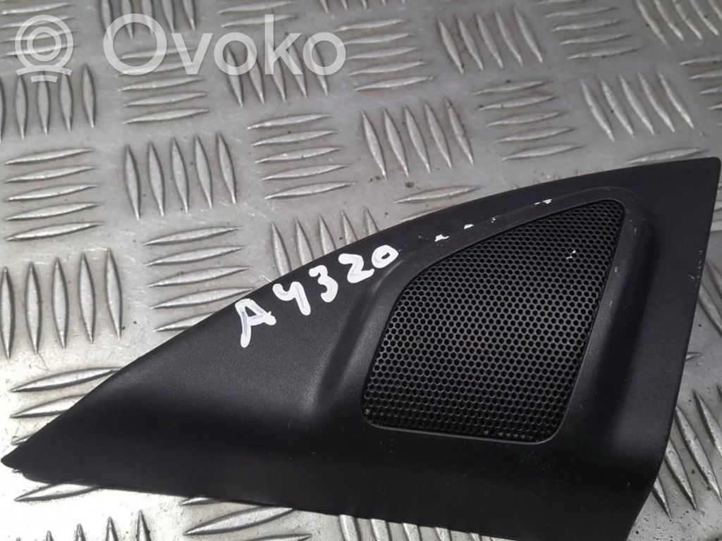 Volvo XC70 Głośnik drzwi przednich 