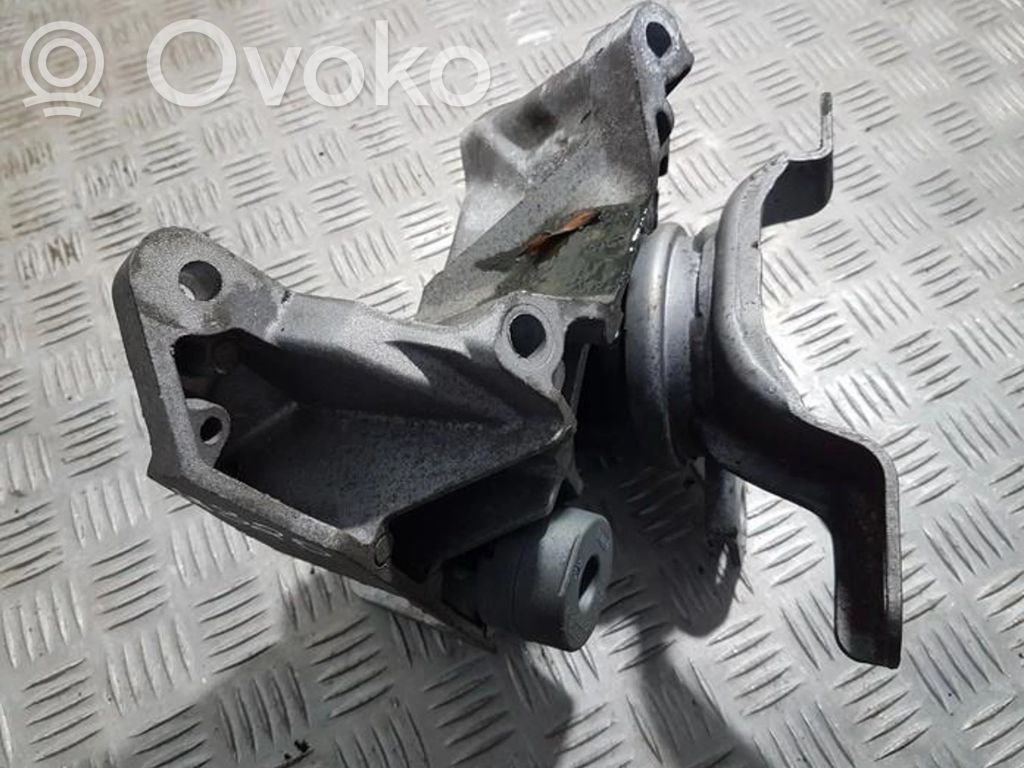 Volvo XC70 Supporto di montaggio del motore