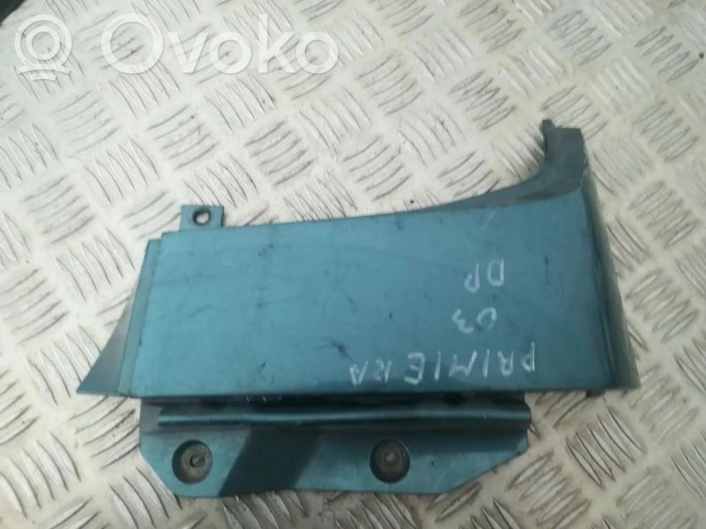 Nissan Primera Moulure de garniture de feu arrière / postérieur 