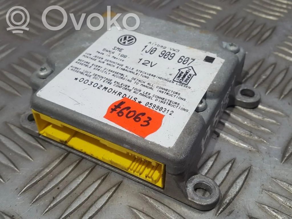 Volkswagen PASSAT B5 Unitate/modul de comandă airbaguri