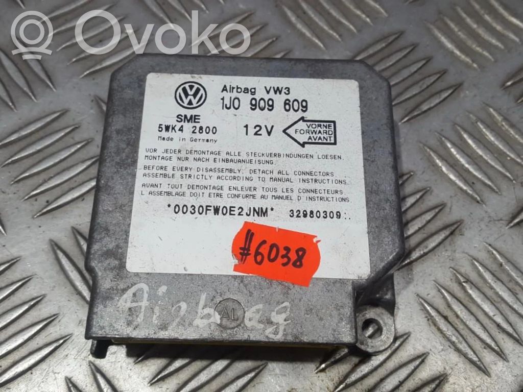Volkswagen Golf IV Unitate/modul de comandă airbaguri 