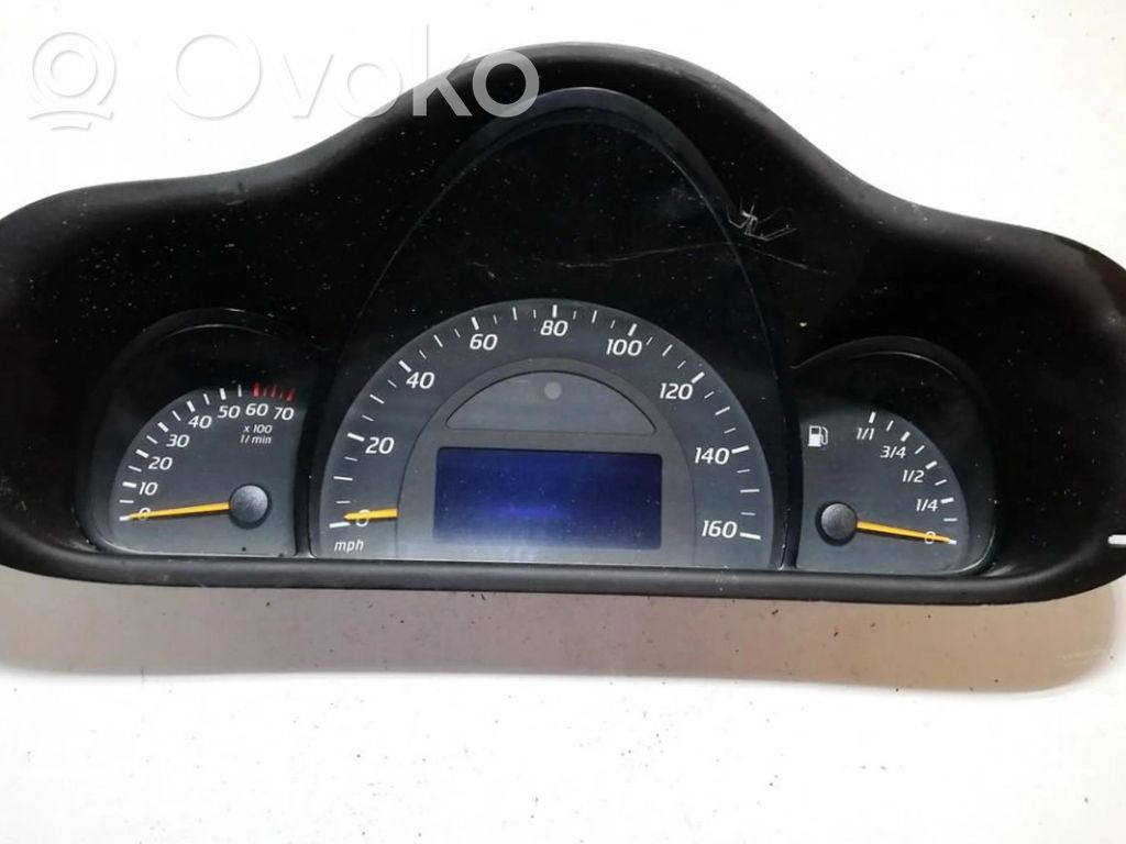 Mercedes-Benz C W203 Nopeusmittari (mittaristo)