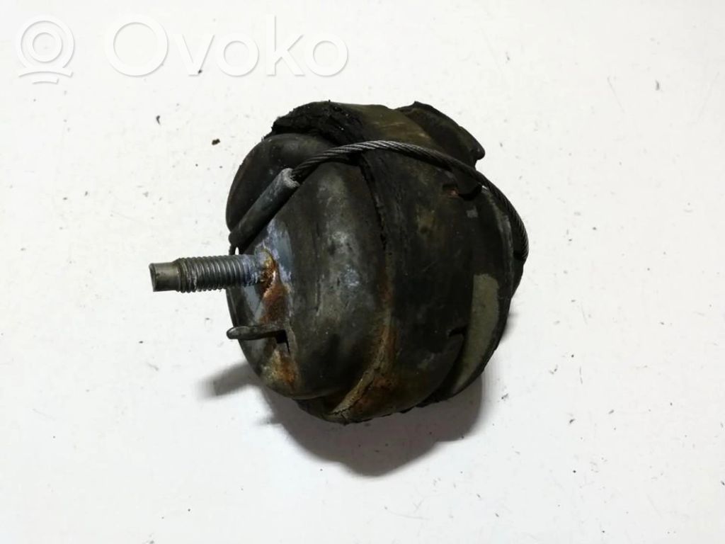 Volvo XC90 Dzinēja spilvens 
